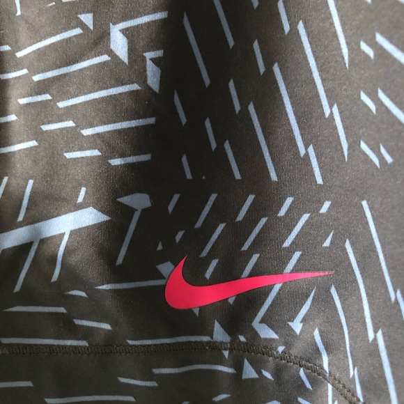 Nike Pro Spandex - Picture 2 of 3